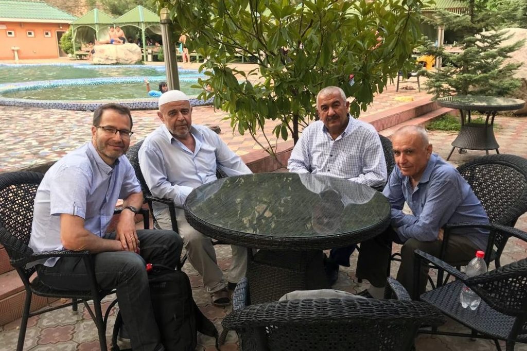 Ge till vänskapsresa